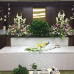 【悲報】直葬で増える問題がヤバすぎる…住職「葬儀をやり直せ！」