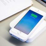 【危険】iPhoneを充電しながら使用すべきでない理由がこちら…