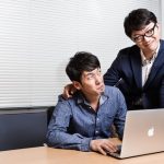 【愕然】上司「飲み会行くぞ！」ぼく「すみません、彼女と会うんで」上司「は？」→ そこに登場した後輩と新入社員がｗｗｗｗｗｗ