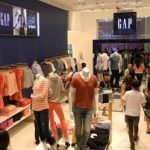【愕然】服屋Gapに行った結果ｗｗｗ値段ｗｗｗｗｗｗｗｗｗ