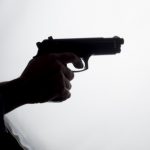 【訃報】ダウン症の男の子(20)、警官に射殺される…その理由が…