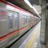 【朗報】東京の地下鉄のホームがガチで自殺不可能すぎて凄いｗｗｗｗｗ（画像あり）