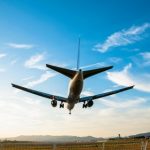【悲報】航空会社さんの広告が不謹慎すぎると話題に・・・これはガチでアカン・・・