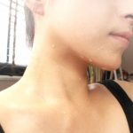 【ガチ】冗談抜きで最近俺のかく汗が青い・・・誰か原因教えてくれ・・・（※衝撃画像）
