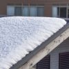 【悲報】家の屋根の雪が通行人に直撃→ 通行人がブチ切れてヤバイことに・・・