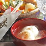 【愕然】マッマ、ワイとジッジの雑煮だけ餅をデカくした結果ｗｗｗｗｗｗｗ