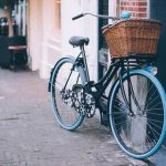 【悲報】自転車に違反駐車の張り紙貼られた結果…