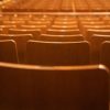 【新型コロナ】劇場クラスター、観客のありえない行動の数々に騒然・・・