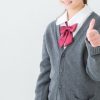 【悲報】女子高生の制服に驚きの異変……！！！