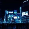 【速報】百合子、夜の渋谷上空にあらわる……！！！(画像あり)