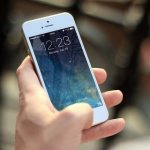 【朗報】スマホを手で持つ時代は終わった！！ 究極のスマホアイテム発売されてしまうｗｗｗｗｗｗｗｗ(画像あり)