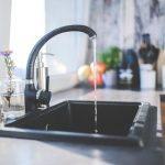 【悲報】ワイ千葉県民、水を飲むと下痢になる驚きの原因が判明するｗｗｗｗｗ