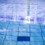 【大荒れ】片腕障害者の水泳選手、レース後に失格を告げられる → 衝撃的過ぎる理由がこちら・・・
