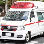 【日本終了】車の運転中に心臓発作を起こした男性の末路…ヤバ過ぎやろ…