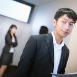 【超悲惨】ワイ160cm会社員、裏でヤバ過ぎるあだ名を付けられていた → それを知りブチ切れ・・・
