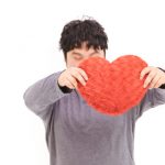 【警告】外国人男性が日本人女性に「愛してる結婚しよう」→ その真の目的がヤバ過ぎた…