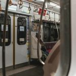 【超画像】電車の中でマジで恐ろしい『女』がいたんだが・・・・・