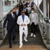 【速報】山口組・司忍組長が「純白スーツ姿」で新横浜駅に現れた理由…まぢかよこれ…（画像あり）