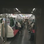 【超速報】Z世代さん、電車でとんでもない事をしてしまう！！！！