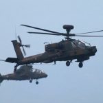 【悲報】日本の自衛隊「ヘリ事故らせます。通信機能バグってます。レーダー使えません。索敵できません。」→