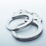 【超速報】稲垣容疑者、逮捕。未成年の少女に淫行か