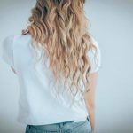 【超画像あり】白ギャル「やべー、傘忘れたから雨で服めっちゃ濡れてるw」→