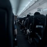 【超異常】外国人、日本からの強制送還のチャーター機で『とんでもない事』をしてしまう・・・・