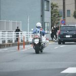 【衝撃動画】スピード違反した車、ガチでヤバイ状態になってしまう！！！！