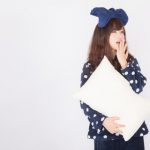 【警告】高い枕で寝てる奴、ガチでヤバいらしいぞ → 驚きの理由・・・