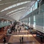 【動画】女さん、アメリカの空港で『大暴れ』をしてしまう！