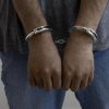 【速報】入管国賠訴訟してるクルド人、ついに『逮捕』キタァアアアアアーーーーーー！！