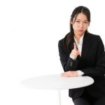 【少子化問題】三原じゅん子こども相、『爆弾発言』キタァアアアアーーーーー！！
