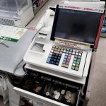 【衝撃】未だに現金払いの人がいる理由、ついに判明する・・・・・