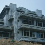 【戦慄】有名心霊スポットで『恐ろしい物』が発見されてしまう・・・・・