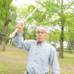 【悲報】おじいさん、店員にブチギレてしまう！！！！