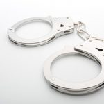 【悲報】警察官、『コレ』をしてしまい逮捕されてしまう！！！！！！